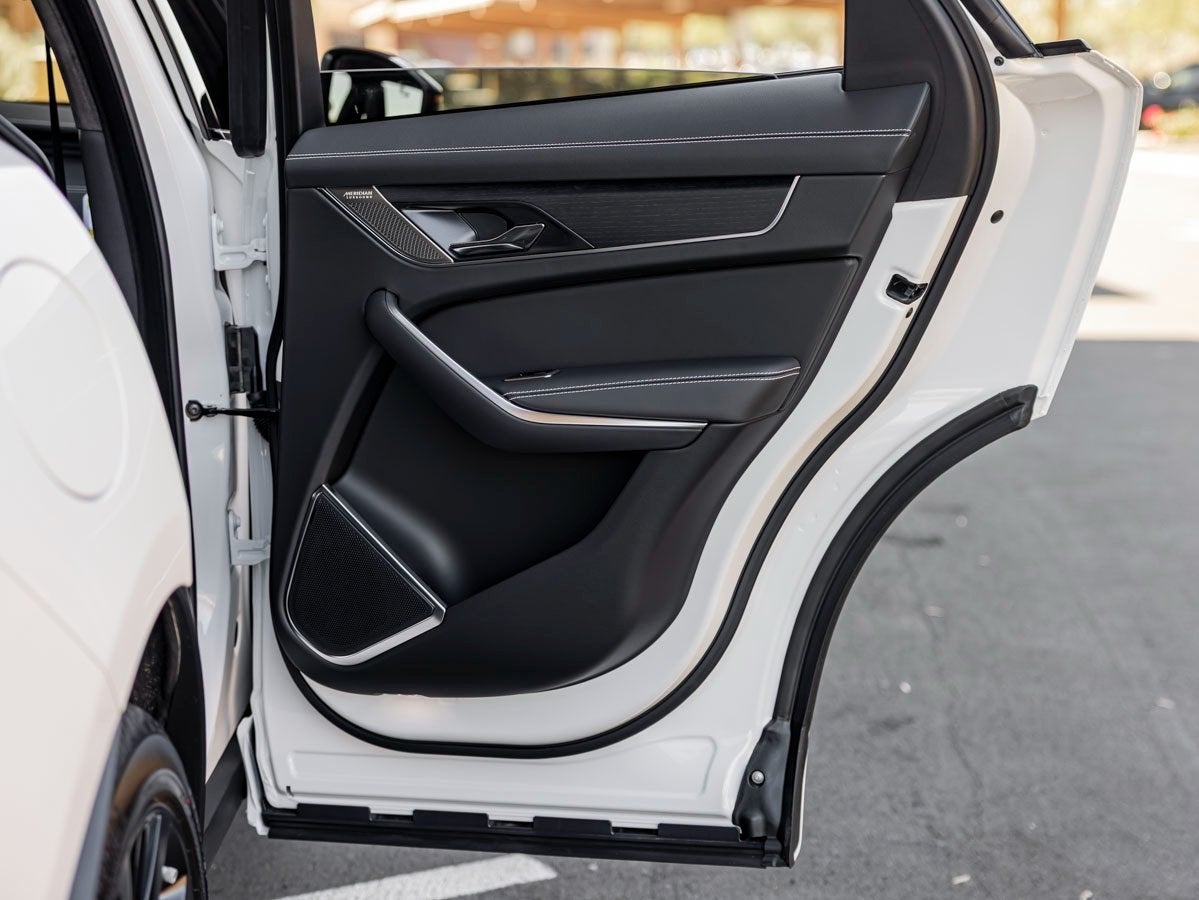 2026 Jaguar F-PACE P400 R-Dynamic S