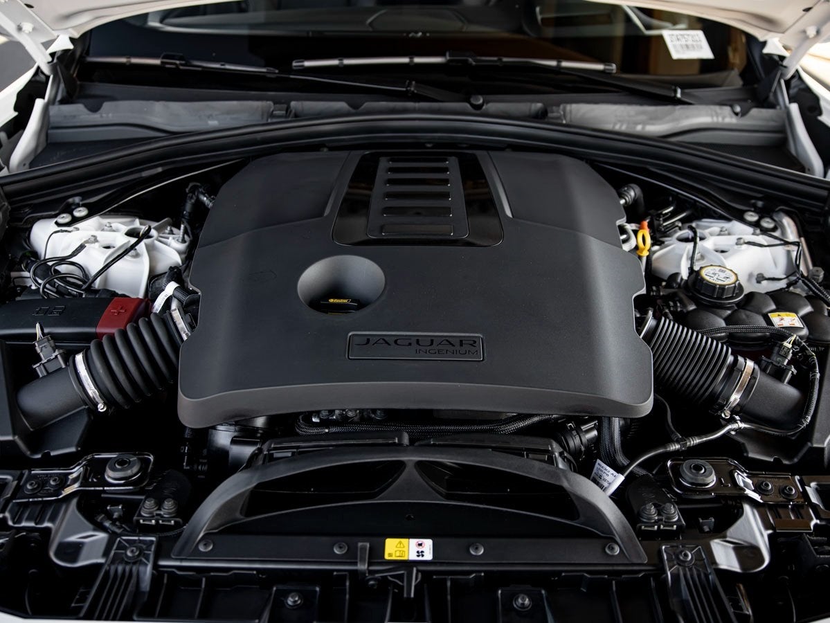 2026 Jaguar F-PACE P400 R-Dynamic S