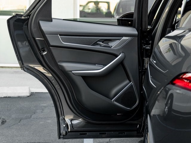 2026 Jaguar F-PACE P400 R-Dynamic S