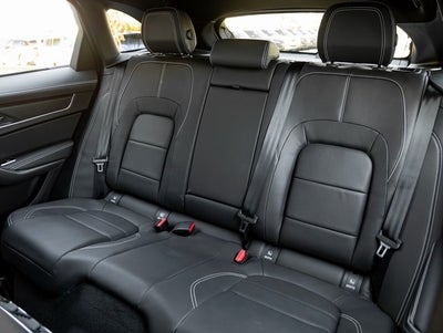 2026 Jaguar F-PACE P400 R-Dynamic S