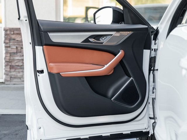 2026 Jaguar F-PACE P400 R-Dynamic S