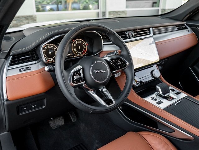 2026 Jaguar F-PACE P400 R-Dynamic S