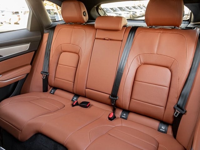 2026 Jaguar F-PACE P400 R-Dynamic S