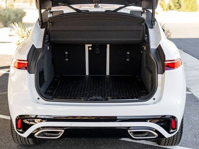 2025 Jaguar F-PACE P400 R-Dynamic S
