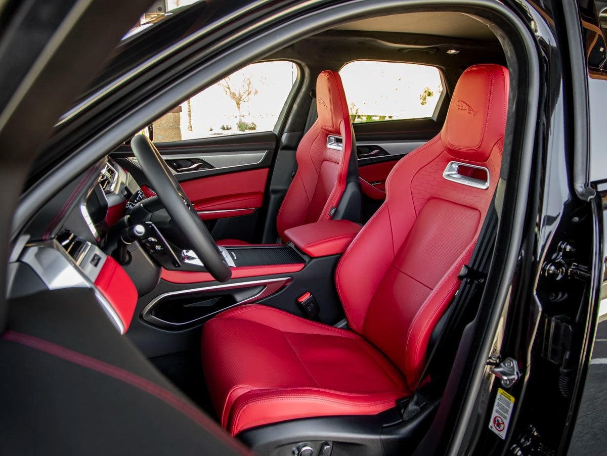 2026 Jaguar F-PACE P400 R-Dynamic S