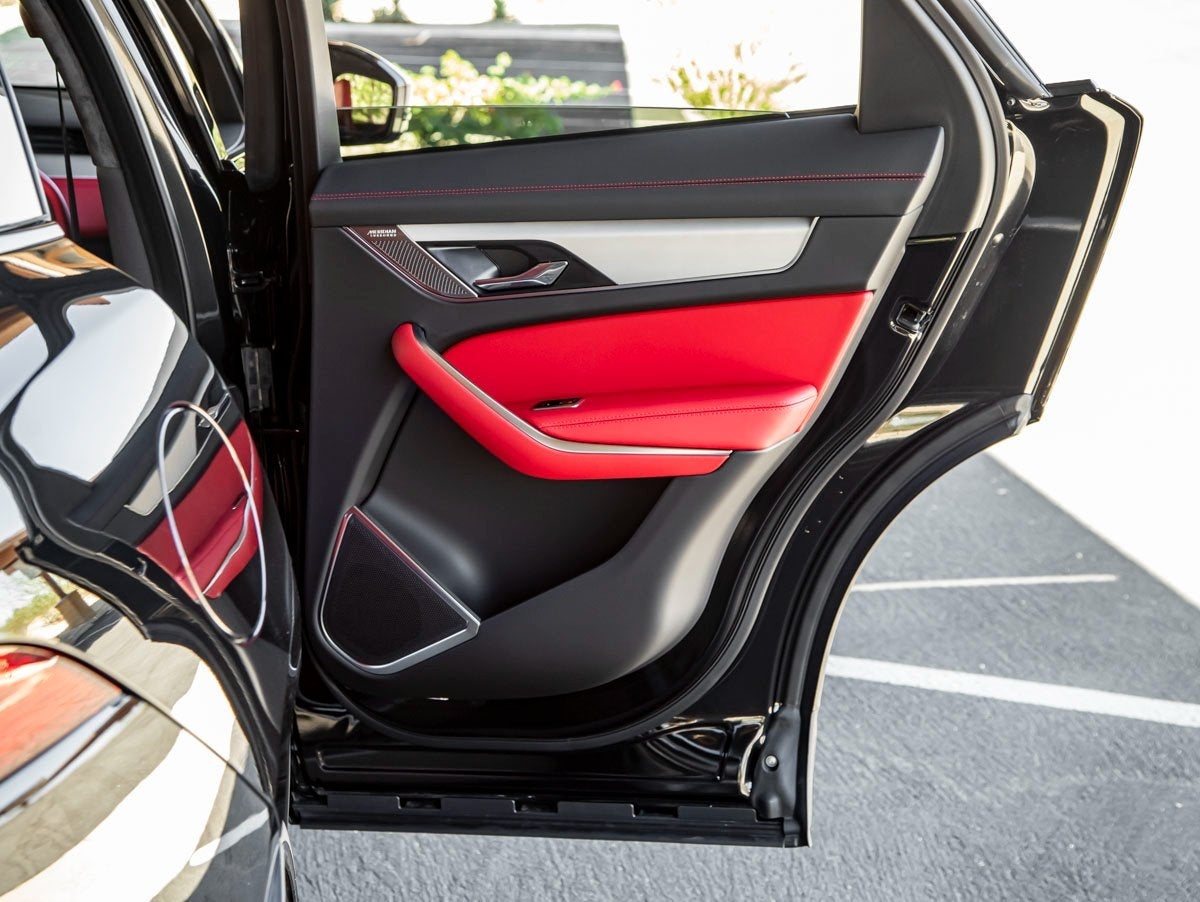 2026 Jaguar F-PACE P400 R-Dynamic S