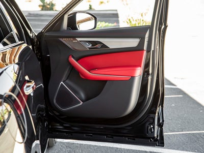 2026 Jaguar F-PACE P400 R-Dynamic S