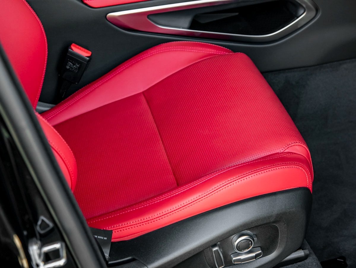 2026 Jaguar F-PACE P400 R-Dynamic S