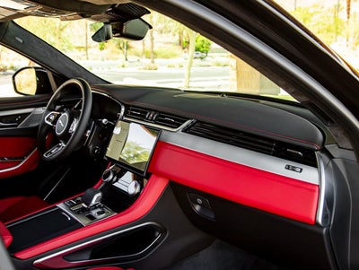 2026 Jaguar F-PACE P400 R-Dynamic S