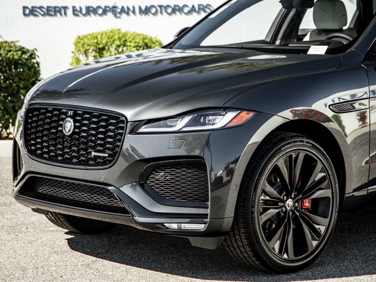 2025 Jaguar F-PACE P400 R-Dynamic S