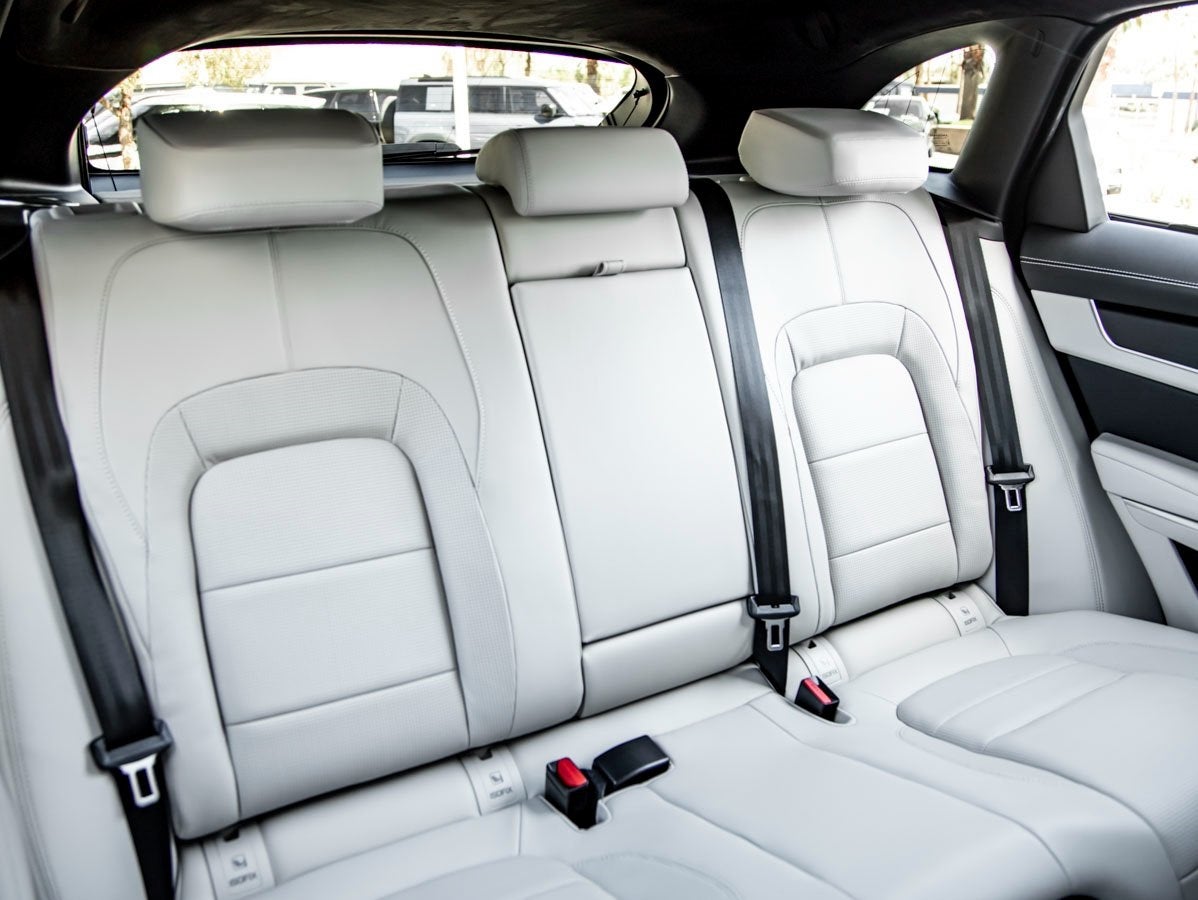 2025 Jaguar F-PACE P400 R-Dynamic S