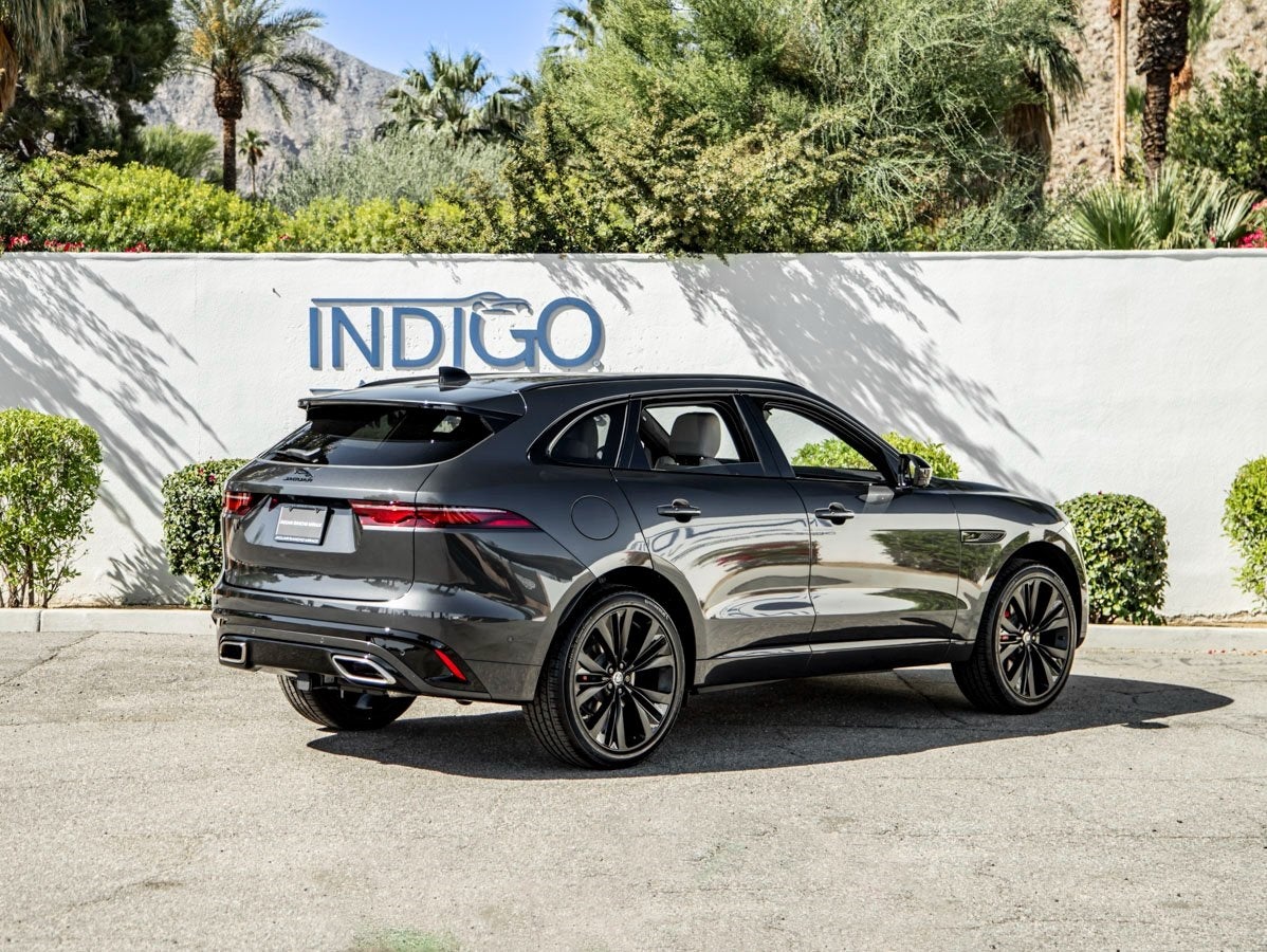 2025 Jaguar F-PACE P400 R-Dynamic S