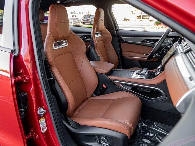 2025 Jaguar F-PACE P400 R-Dynamic S