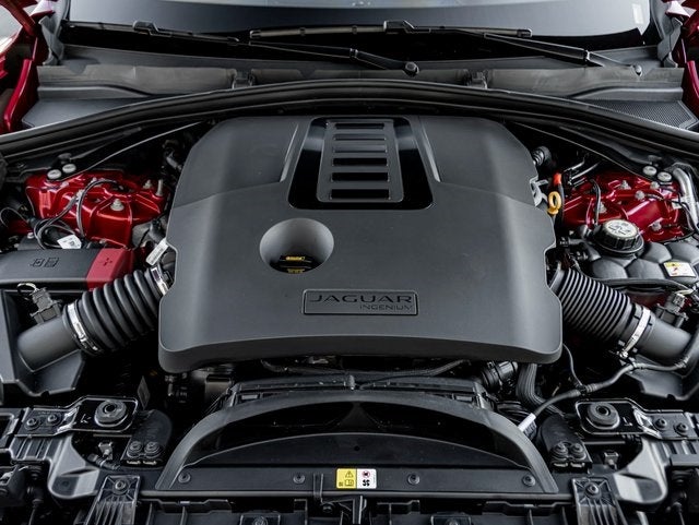 2025 Jaguar F-PACE P400 R-Dynamic S