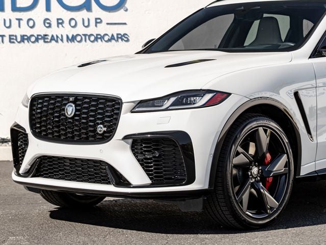 2024 Jaguar F-PACE SVR