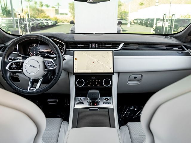 2024 Jaguar F-PACE SVR