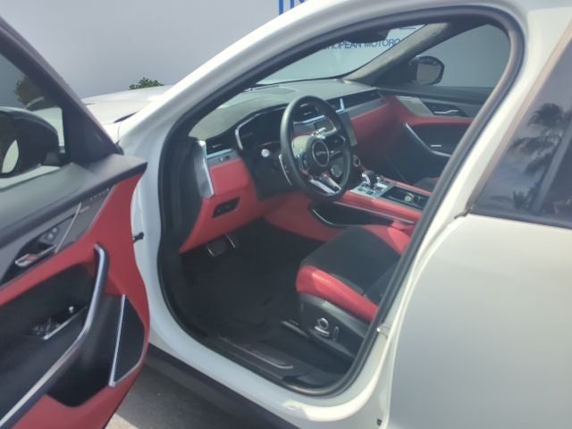 2022 Jaguar F-PACE SVR