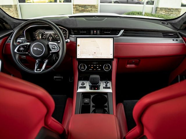 2022 Jaguar F-PACE SVR