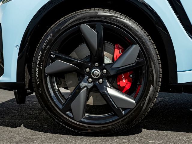 2026 Jaguar F-PACE SVR