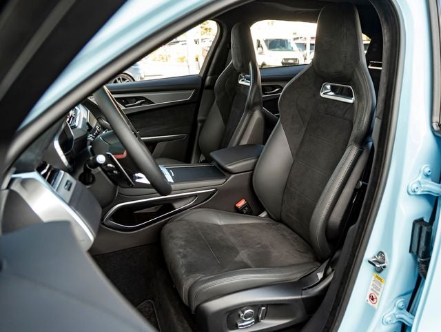 2026 Jaguar F-PACE SVR