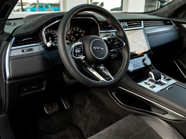 2026 Jaguar F-PACE SVR