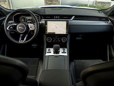 2026 Jaguar F-PACE SVR