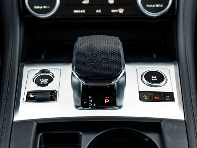 2026 Jaguar F-PACE SVR