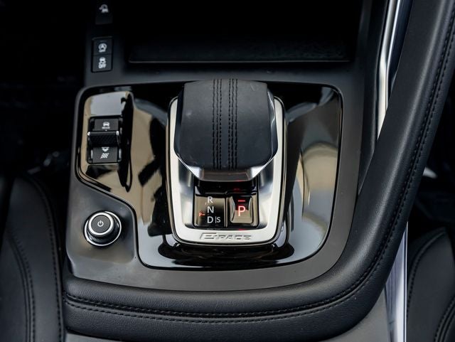 2023 Jaguar E-PACE P250 SE