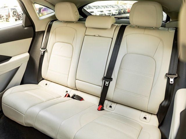 2022 Jaguar E-PACE P250 SE