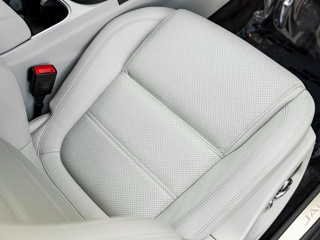 2022 Jaguar E-PACE P250 SE