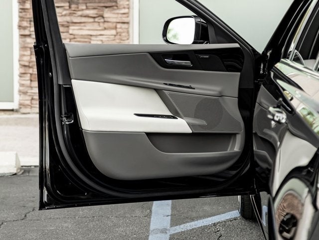 2019 Jaguar XE 25t Premium