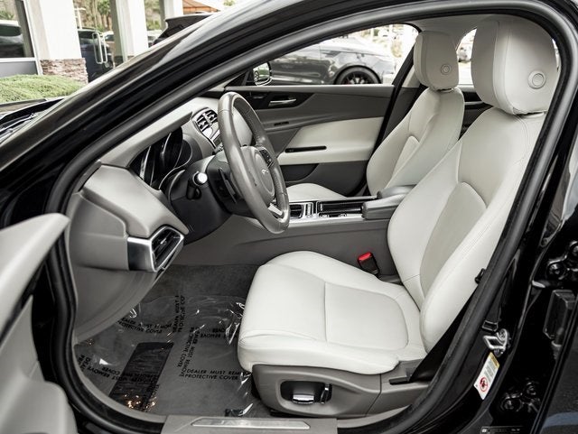2019 Jaguar XE 25t Premium