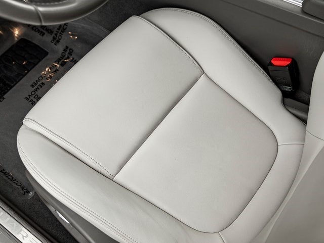 2019 Jaguar XE 25t Premium