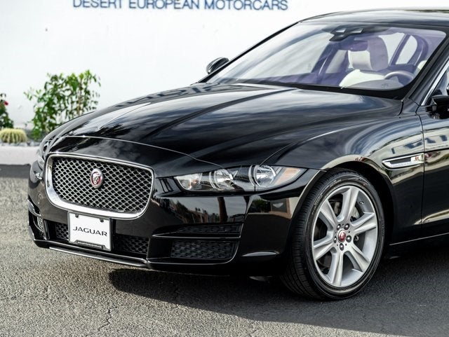 2019 Jaguar XE 25t Premium