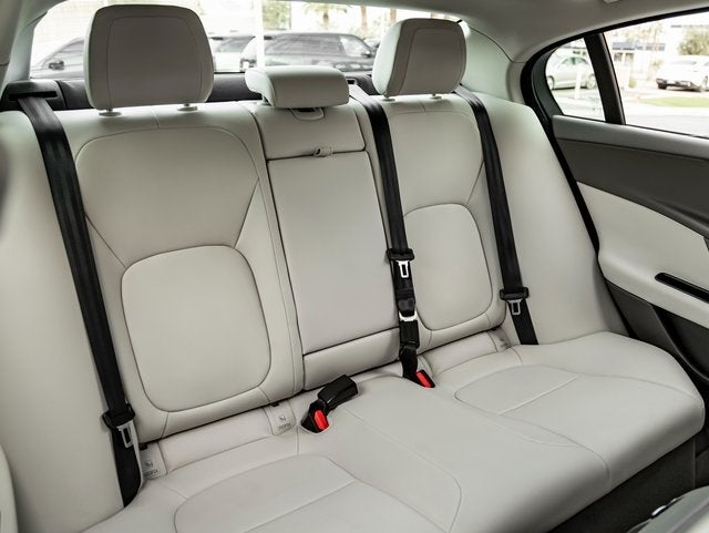 2019 Jaguar XE 25t Premium