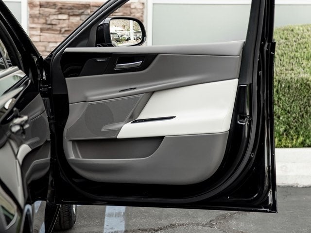 2019 Jaguar XE 25t Premium