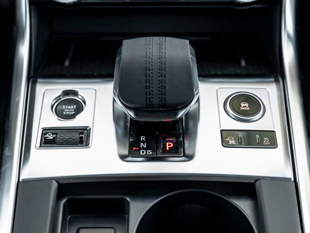 2024 Jaguar XF R-Dynamic SE