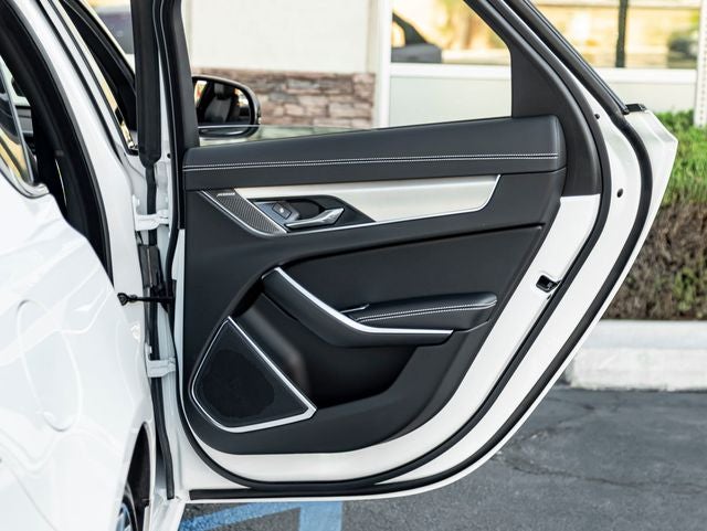 2024 Jaguar XF R-Dynamic SE