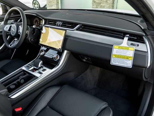 2024 Jaguar XF R-Dynamic SE