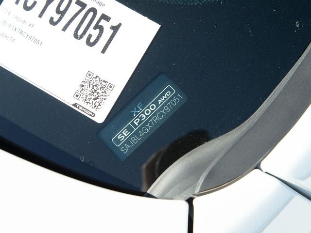 2024 Jaguar XF R-Dynamic SE