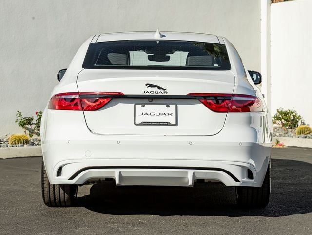 2024 Jaguar XF R-Dynamic SE