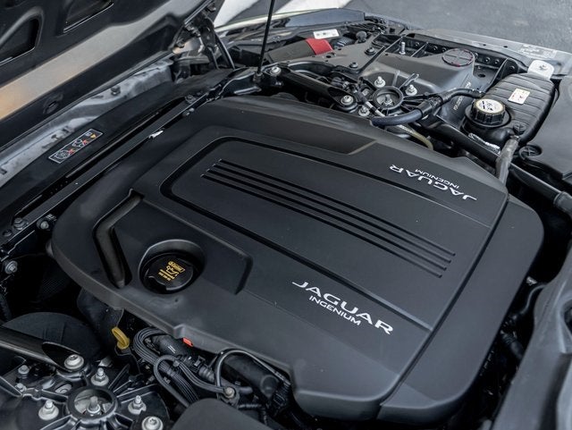 2020 Jaguar F-TYPE P300