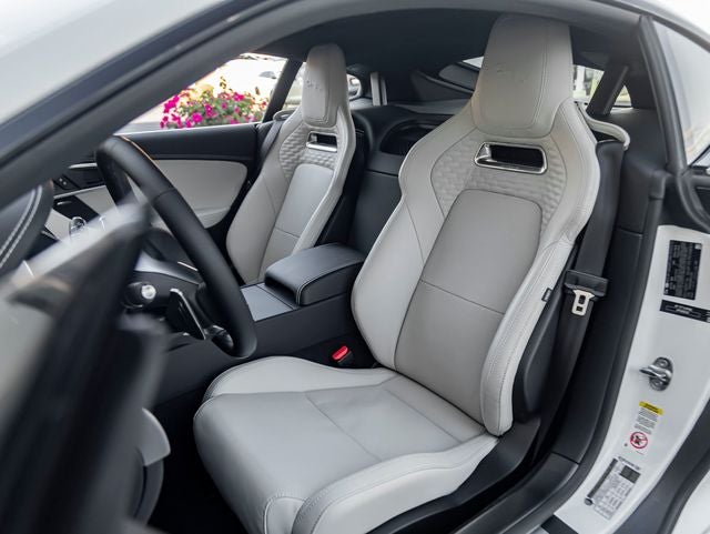 2024 Jaguar F-TYPE P450 R-Dynamic