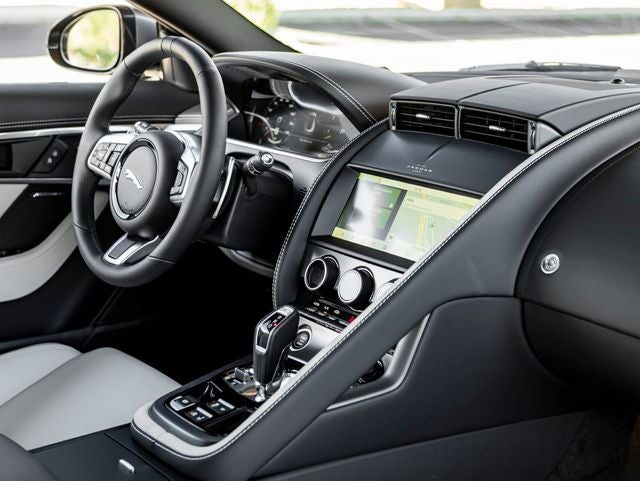 2024 Jaguar F-TYPE P450