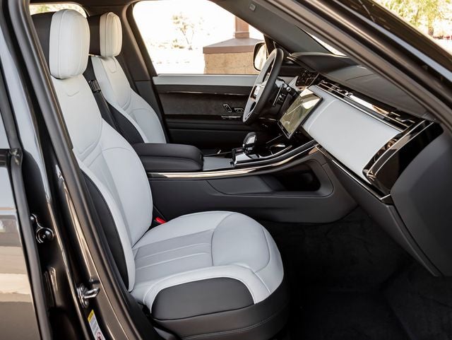 2026 Land Rover Range Rover Sport Dynamic SE