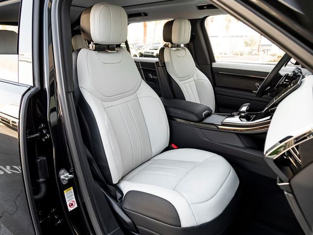 2026 Land Rover Range Rover Sport Dynamic SE