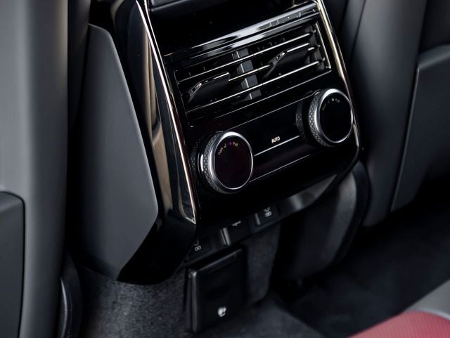 2026 Land Rover Range Rover Sport Dynamic SE
