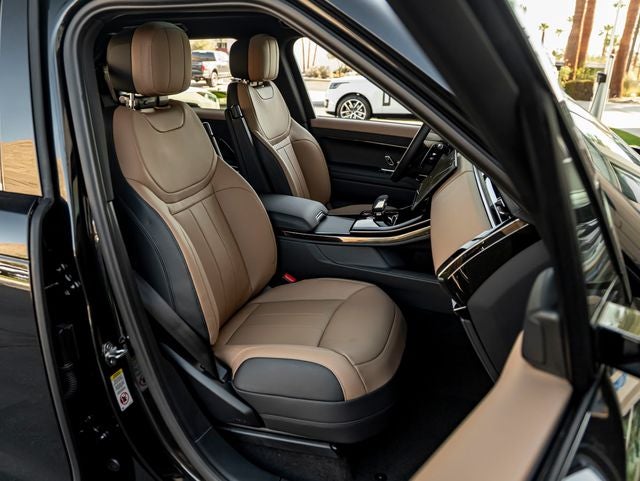 2026 Land Rover Range Rover Sport Dynamic SE