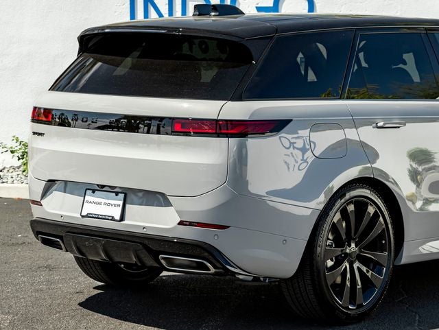 2026 Land Rover Range Rover Sport Dynamic SE