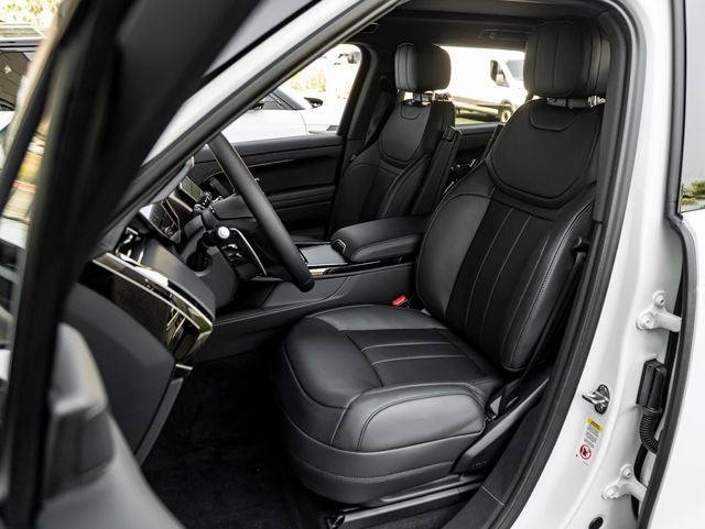 2026 Land Rover Range Rover Sport Dynamic SE